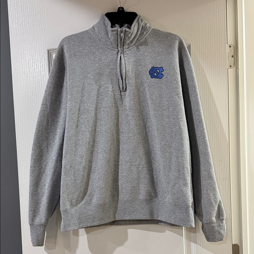 Champion Gray 1/4 Zip-Up Fleece Sweatshirt - North Carolina Tar Heels. Large